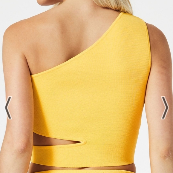 San Sloane Adriana Asym Cut Out Top Mango- 4/S - Picture 4 of 5